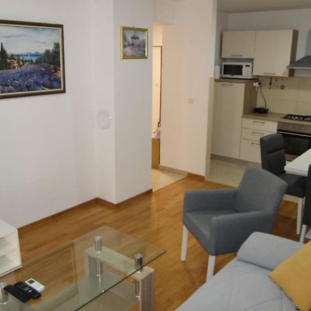 Apartment Pearl-Free Parking Makarská Exteriér fotografie
