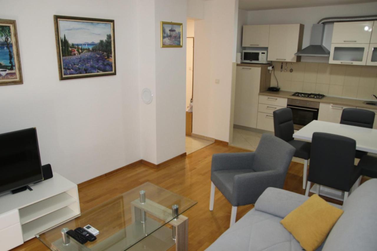 Apartment Pearl-Free Parking Makarská Exteriér fotografie