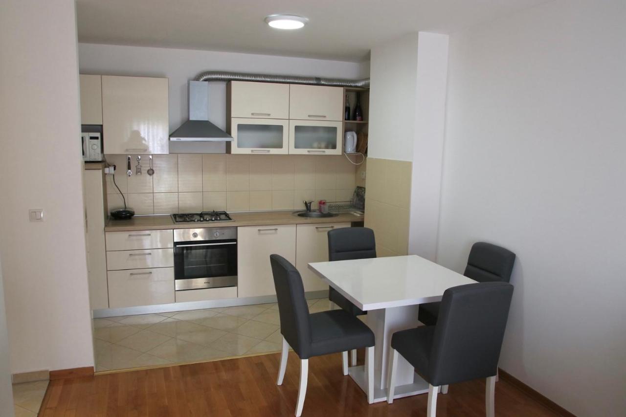 Apartment Pearl-Free Parking Makarská Exteriér fotografie